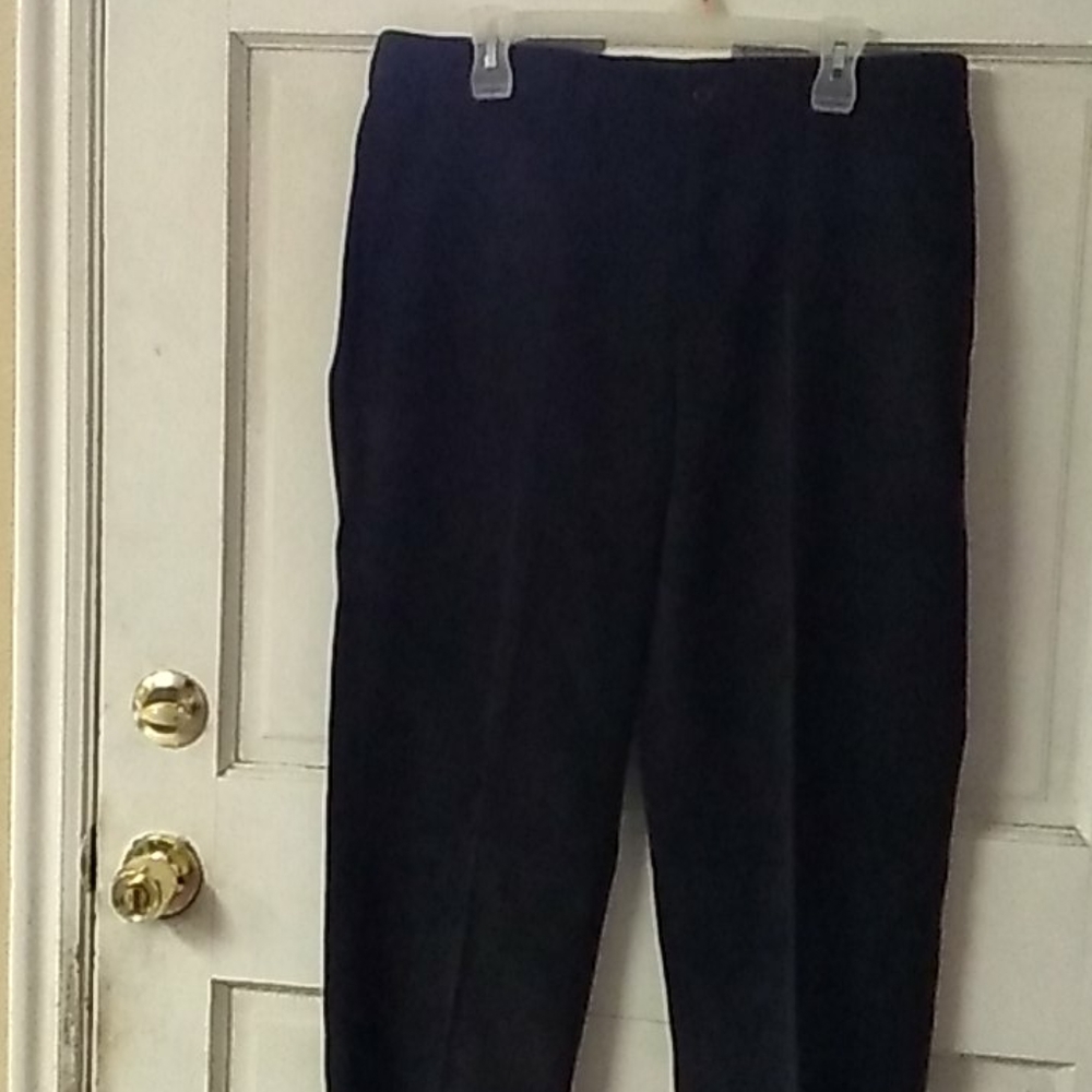 Pants - Picture 5 of 9